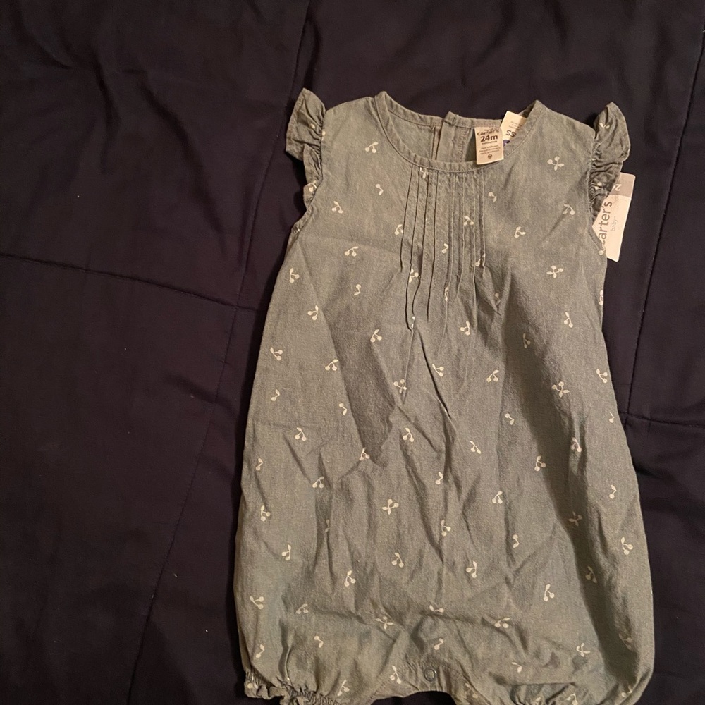Never worn.